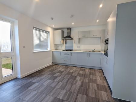 3 bedroom Terraced House to let in Neptune Street, Barton Seagrave, NN15