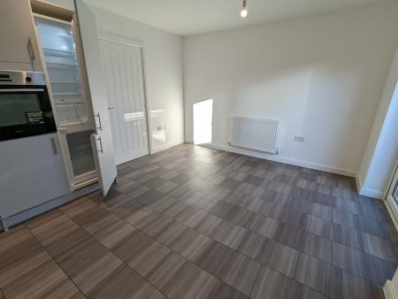 3 bedroom Terraced House to let in Neptune Street, Barton Seagrave, NN15