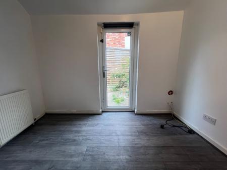3 bedroom Terraced House to let in Lower Street, Town Centre, Kettering, NN16