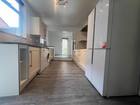 3 bedroom Terraced House to let in Lower Street, Town Centre, Kettering, NN16