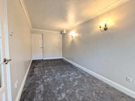 4 bedroom Detached house to let in Quantock Close, Barton Seagrave, NN15