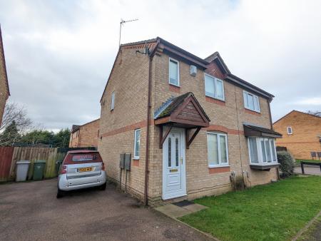 Laburnum Crescent, Kettering, NN16