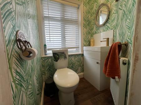 3 bedroom Detached house to let in Underwood Road, Rothwell, NN14