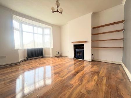 3 bedroom Detached house to let in Underwood Road, Rothwell, NN14