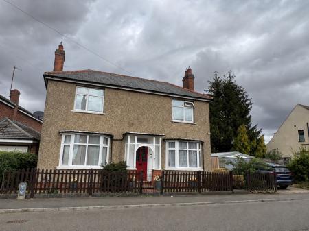 Underwood Road, Rothwell, NN14