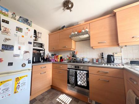 2 bedroom Semi-detached house to let in Foxglove Road, Desborough, NN14