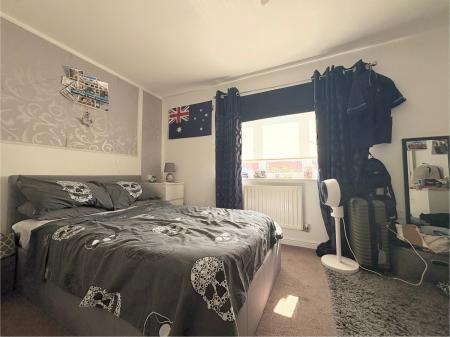 2 bedroom Semi-detached house to let in Foxglove Road, Desborough, NN14