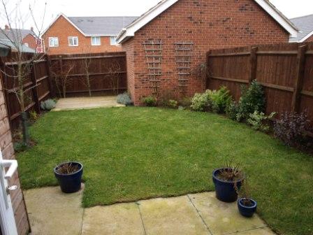 2 bedroom Semi-detached house to let in Foxglove Road, Desborough, NN14