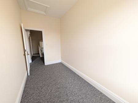 3 bedroom Maisonette to let in Lindsay Street, Kettering, NN16