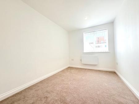 2 bedroom Flat to let in Lahnstein Court, Dryland Street, Kettering, NN16 0DR
