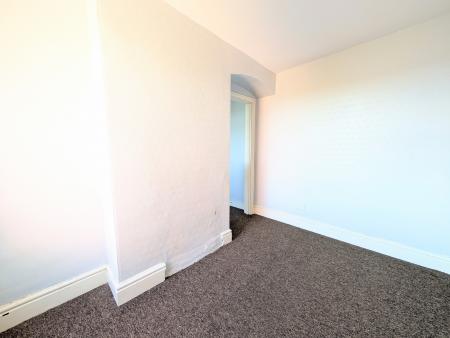 2 bedroom Terraced House to let in Wellington Street, Kettering, NN16