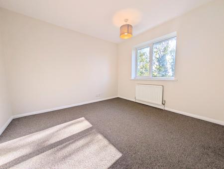 3 bedroom Semi-detached house to let in Torville Crescent, Kettering, NN15