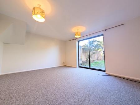 3 bedroom Semi-detached house to let in Torville Crescent, Kettering, NN15