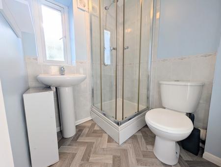 3 bedroom Semi-detached house to let in Torville Crescent, Kettering, NN15