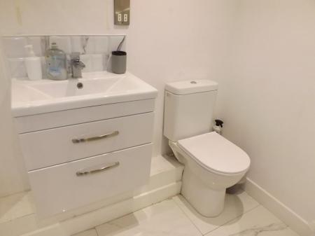 2 bedroom Flat to let in 18 Tuesday Market Place, King's Lynn, PE30