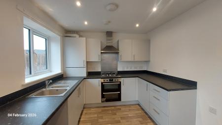 3 bedroom Terraced House to let in Honey Bee Lane, King's Lynn, PE30