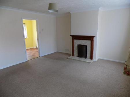 3 bedroom Semi-detached house to let in Wimbotsham Road, Downham Market, PE38