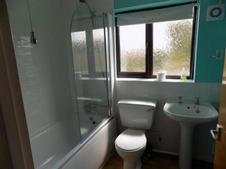 3 bedroom Semi-detached house to let in Wimbotsham Road, Downham Market, PE38