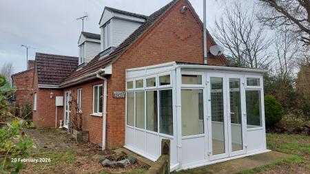 1 bedroom Detached house to let in Foul Anchor, Tydd, PE13