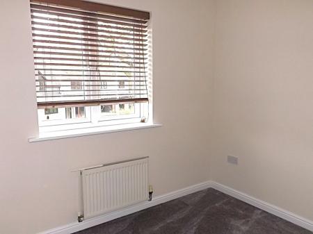 2 bedroom Flat to let in Tyrrell Crescent, South Wootton, PE30
