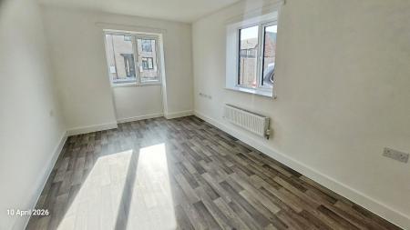 3 bedroom Semi-detached house to let in Dragonfly Way, King's Lynn, PE30