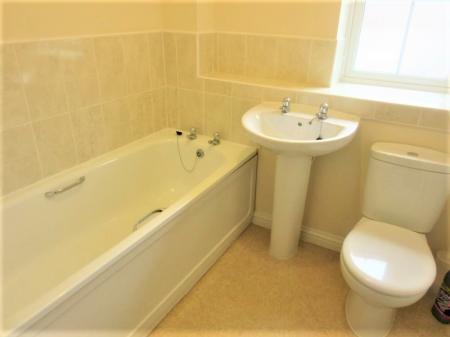 3 bedroom Terraced House to let in Beechan Drive, King's Lynn, PE30