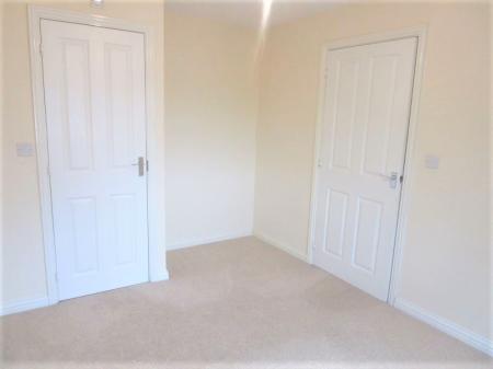3 bedroom Terraced House to let in Beechan Drive, King's Lynn, PE30