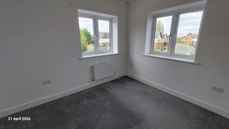 3 bedroom Terraced House to let in Greenpark, King's Lynn, PE30