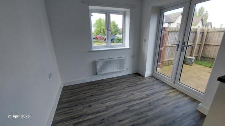 3 bedroom Terraced House to let in Greenpark, King's Lynn, PE30