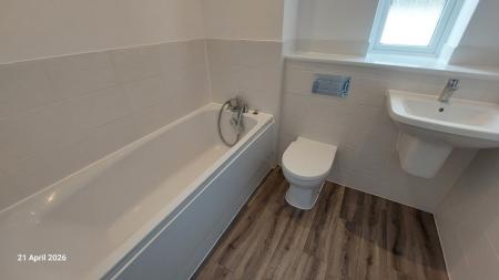 3 bedroom Terraced House to let in Greenpark, King's Lynn, PE30