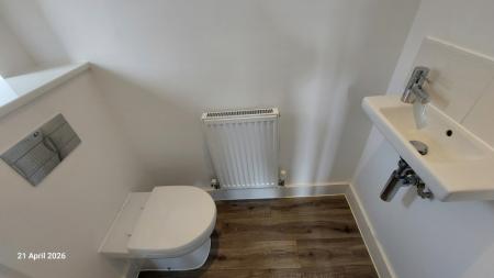 3 bedroom Terraced House to let in Greenpark, King's Lynn, PE30