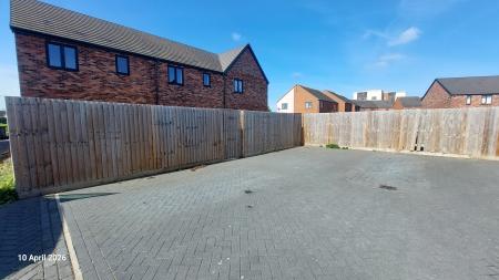 3 bedroom Terraced House to let in Morston Drift, King's Lynn, PE30