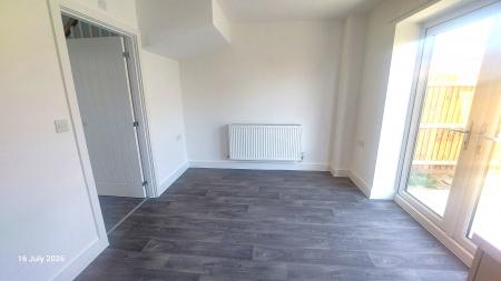 3 bedroom Semi-detached house to let in Gillings Walk, King's Lynn, PE30