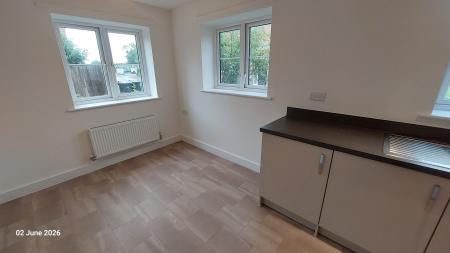 3 bedroom Semi-detached house to let in Nightingale Lane, King's Lynn, PE30