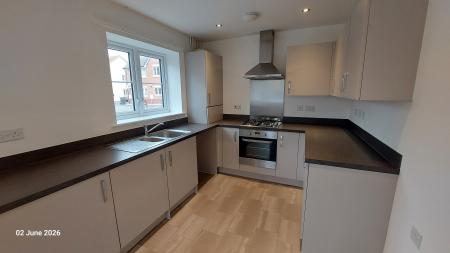 3 bedroom Semi-detached house to let in Nightingale Lane, King's Lynn, PE30