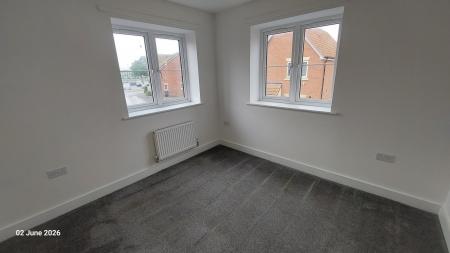 3 bedroom Semi-detached house to let in Nightingale Lane, King's Lynn, PE30