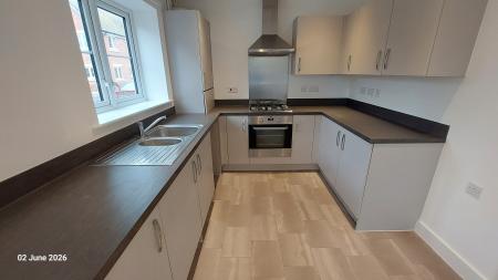 3 bedroom Semi-detached house to let in Nightingale Lane, King's Lynn, PE30