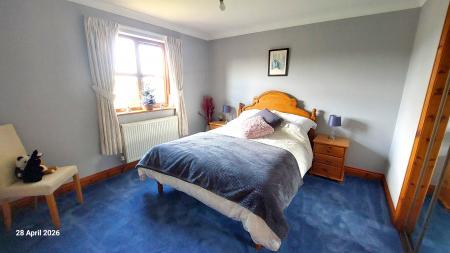 4 bedroom Detached house to let in Burrells Meadow, Beeston, King's Lynn, PE32