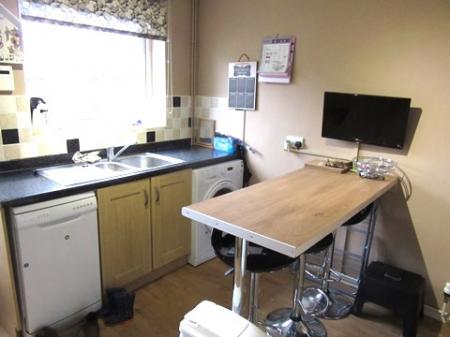 2 bedroom Semi-detached house to let in Burghley Rd, South Wootton, PE30