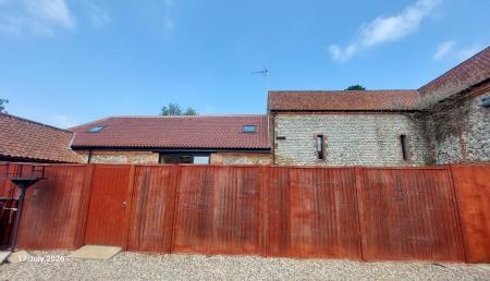 4 bedroom Barn Conversion to let in Nethergate St, Harpley, King's Lynn, PE31