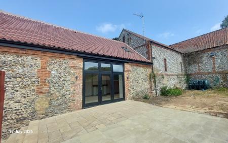 4 bedroom Barn Conversion to let in Nethergate St, Harpley, King's Lynn, PE31