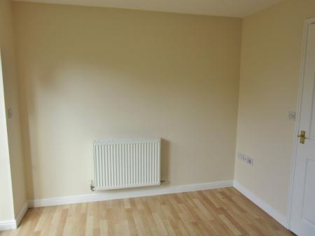 3 bedroom Semi-detached house to let in Deas Road, South Wootton, PE30