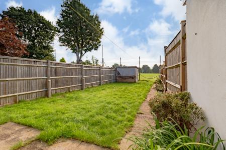 3 bedroom Terraced House for sale in Tennyson Avenue, Kingston, KT3