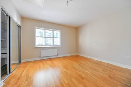 4 bedroom Terraced House to let in Dalmeny Way, Epsom, KT18