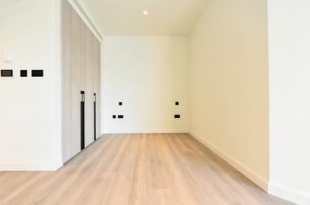 1 bedroom Studio flat to let in 50 Marsh Wall, London, E22