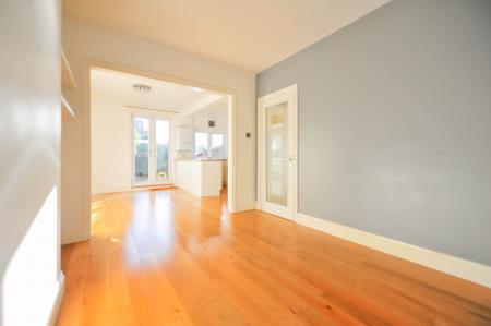 3 bedroom Terraced House to let in Kingscote Road, New Malden, Kingston, KT3
