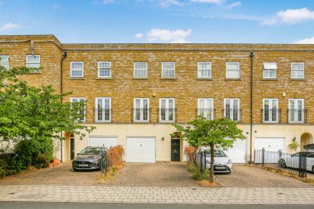 Chadwick Place, Kingston, KT6