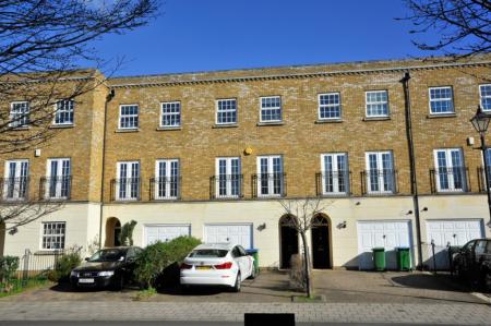 Chadwick Place, Kingston, KT6