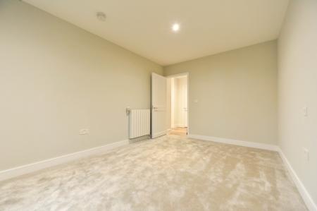 3 bedroom Flat to let in 17 Townsend Road, London, SE3
