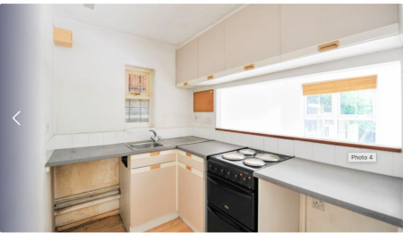 1 bedroom Ground floor maisonette for sale in Windmill Rise, Kingston Upon Thames, Surrey, KT2